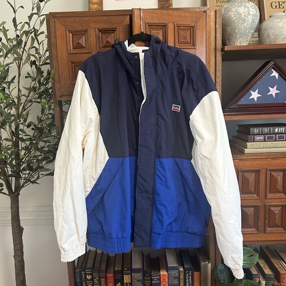 Levis Blue and White Jacket - Picture 1 of 4